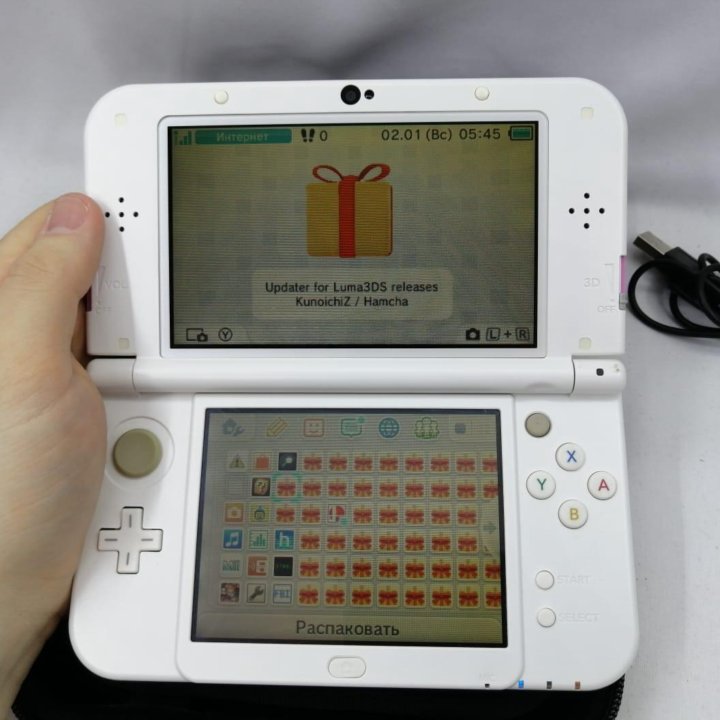 New Nintendo 3DS XL 32GB Pink + 450игр