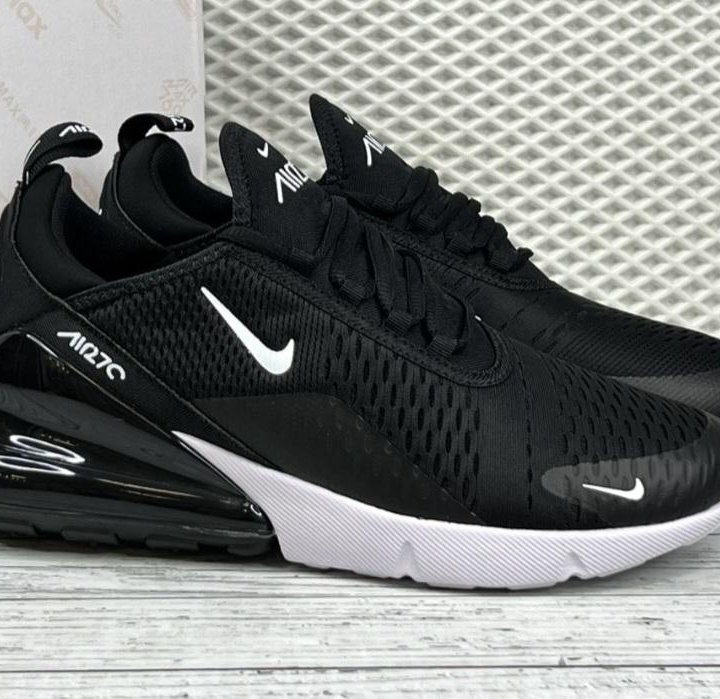 Кроссовки Nike Air Max 270