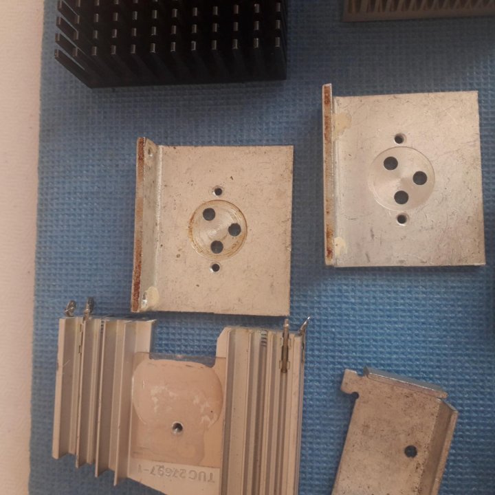 РАДИАТОРЫ ДЛЯ ТРАНЗИСТОРОВ