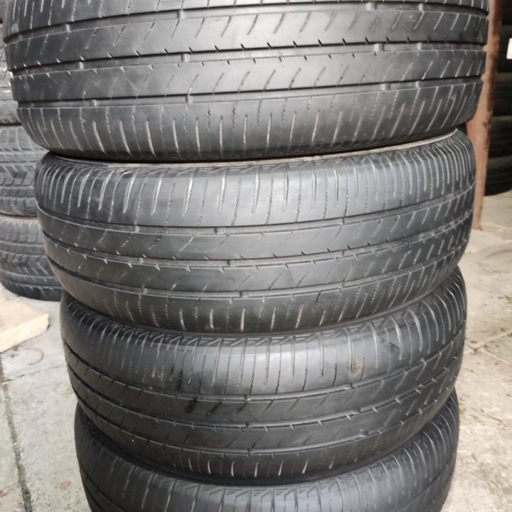 TOYO 195/65 R15 лето 4шт