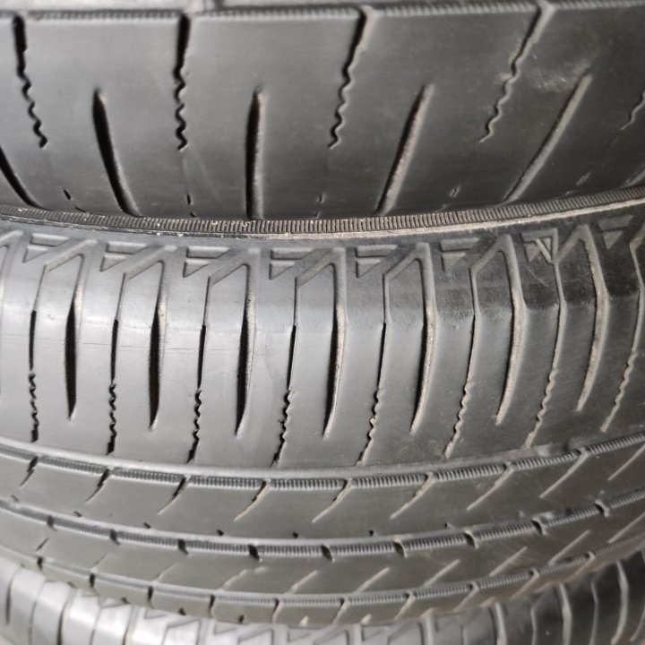 TOYO 195/65 R15 лето 4шт