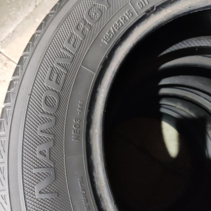 TOYO 195/65 R15 лето 4шт