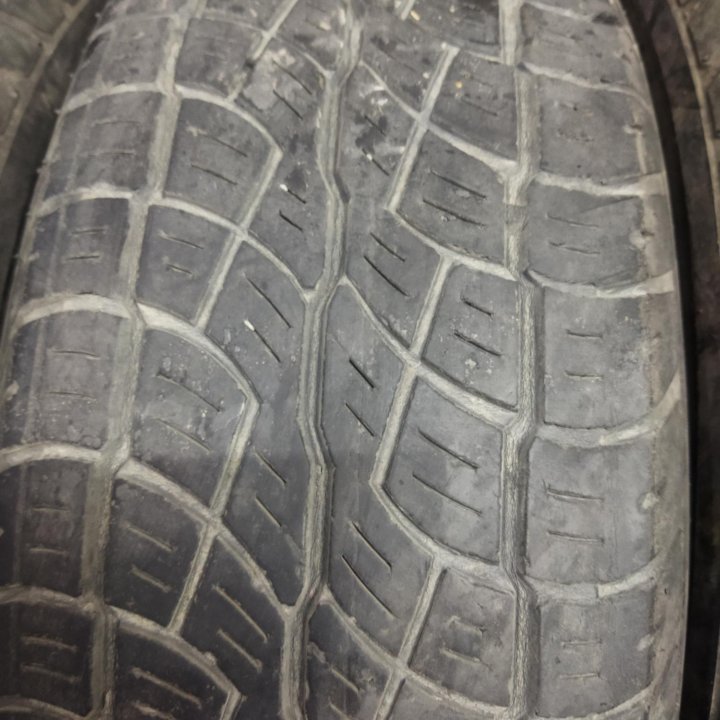 Шины летние 215/65/16 Bridgestone