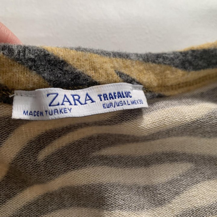 Лонгслив полосатый Zara