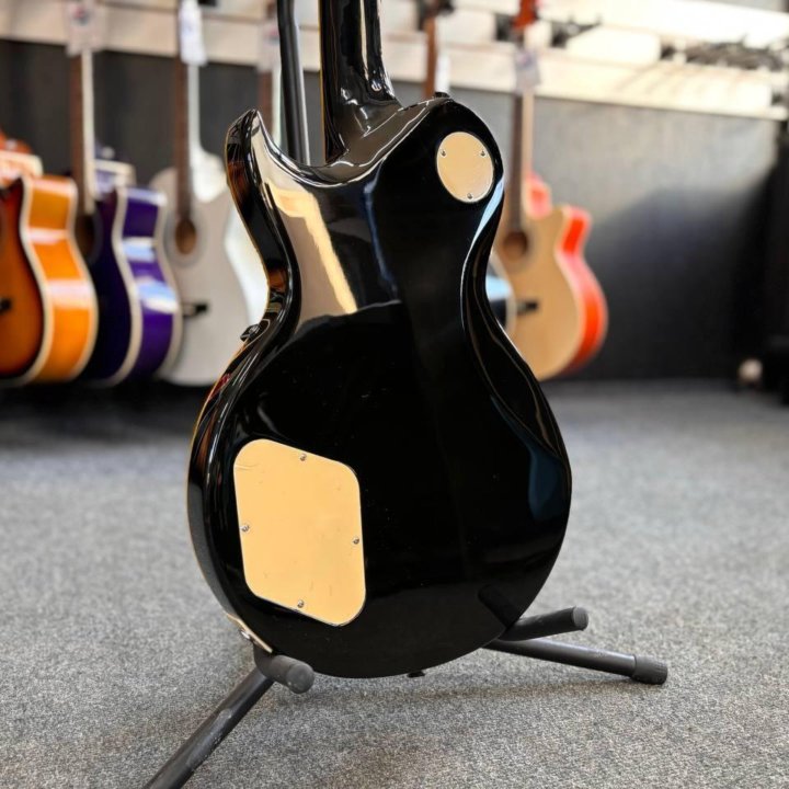 Электрогитара