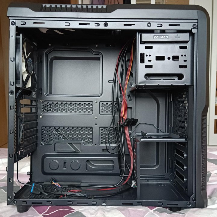 Корпус zalman Z3 черный