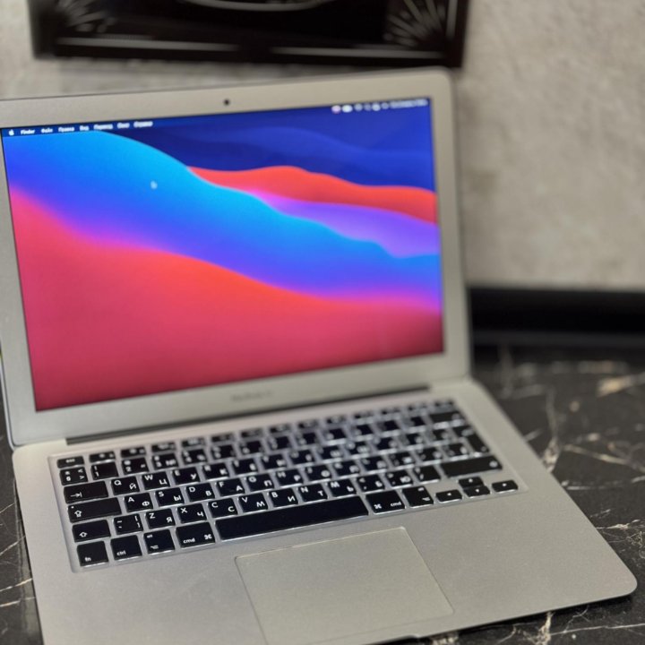 Продам MacBook Air 13.3 2014