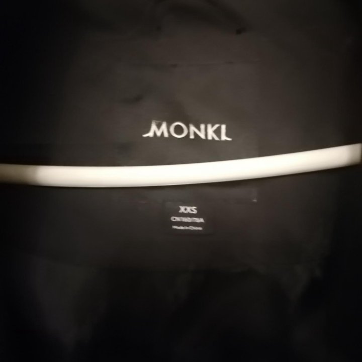 Куртка женская Monki