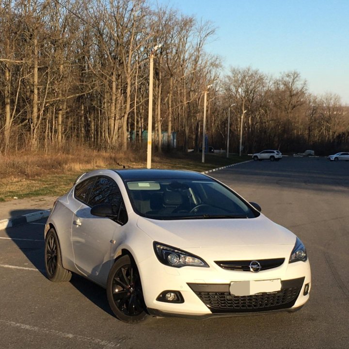 Opel Astra, 2013