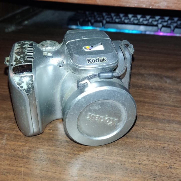 Фотоаппарат Kodak не рабочий, фонарик Трофи