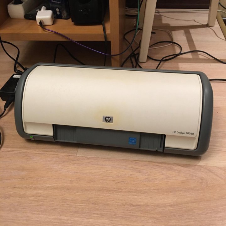 Принтер HP deskjet d1560