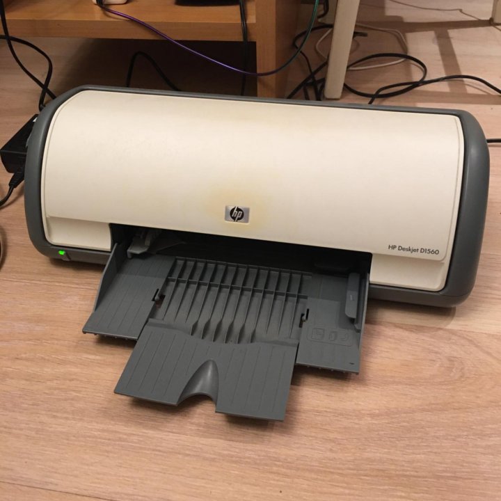 Принтер HP deskjet d1560