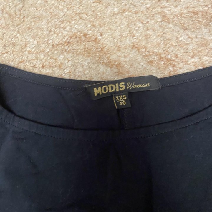 Платье облегающее