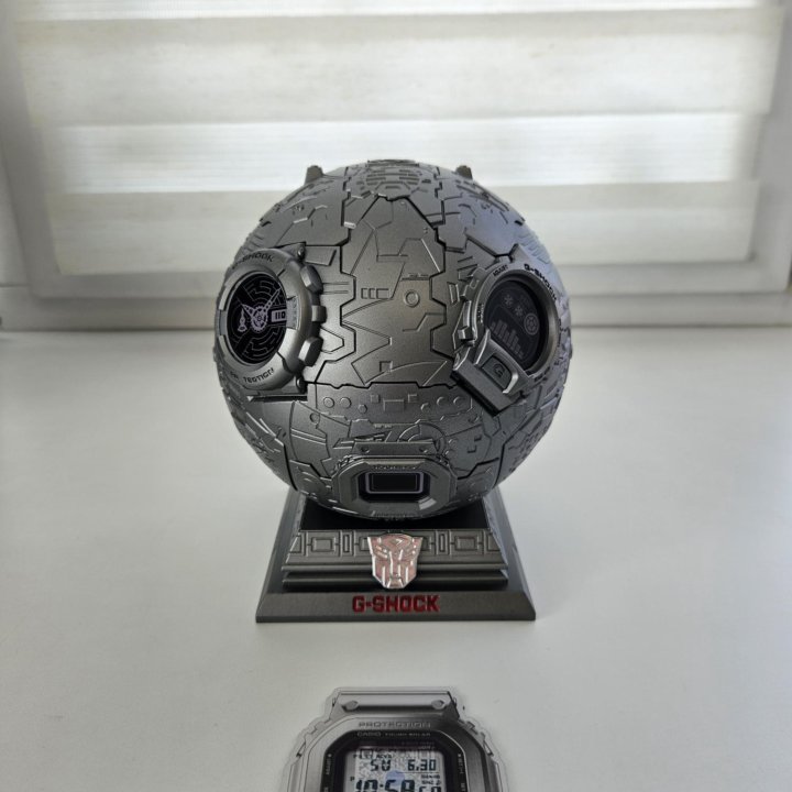 Часы мужские Casio Transformers DW-5600mega22-8PFT