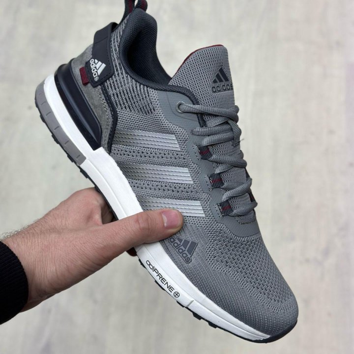 Кроссовки новые adidas р.с 40 по 45