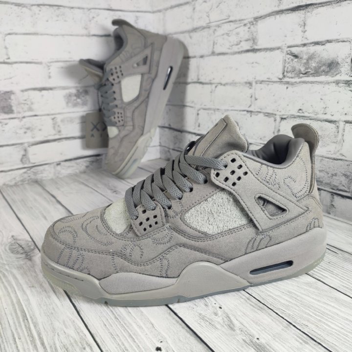 Nike Air Jordan 4 Kaws