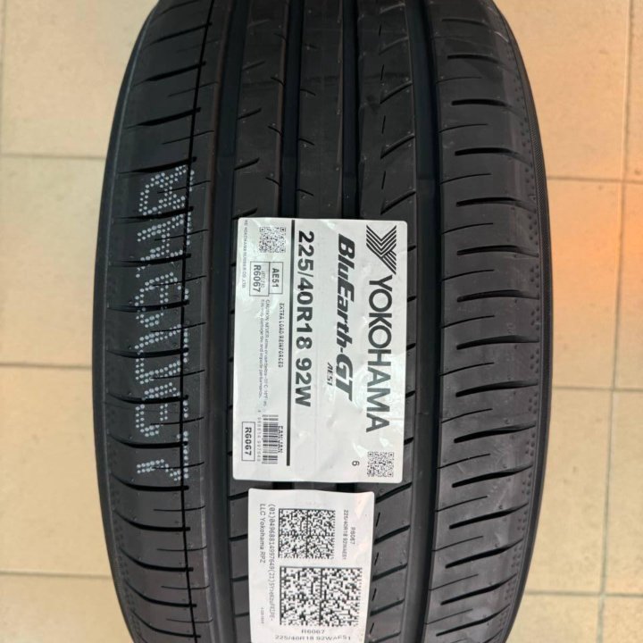 Yokohama BluEarth-GT AE51 225/40 R18 92W