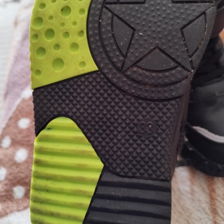 Ботинки деми р 33