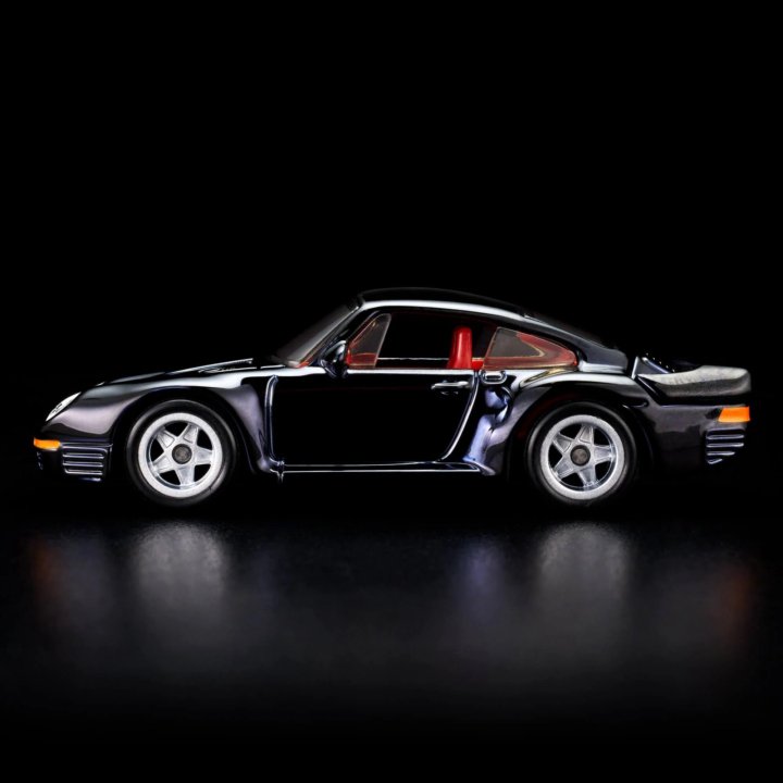 Hot Wheels Porsche 959 Black 1986 RLC Exclusive