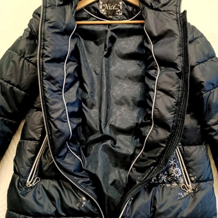 Новая женская куртка 48 размер