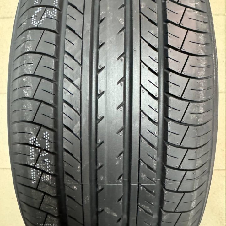 Yokohama BluEarth E70BZ 215/55 R17 94V