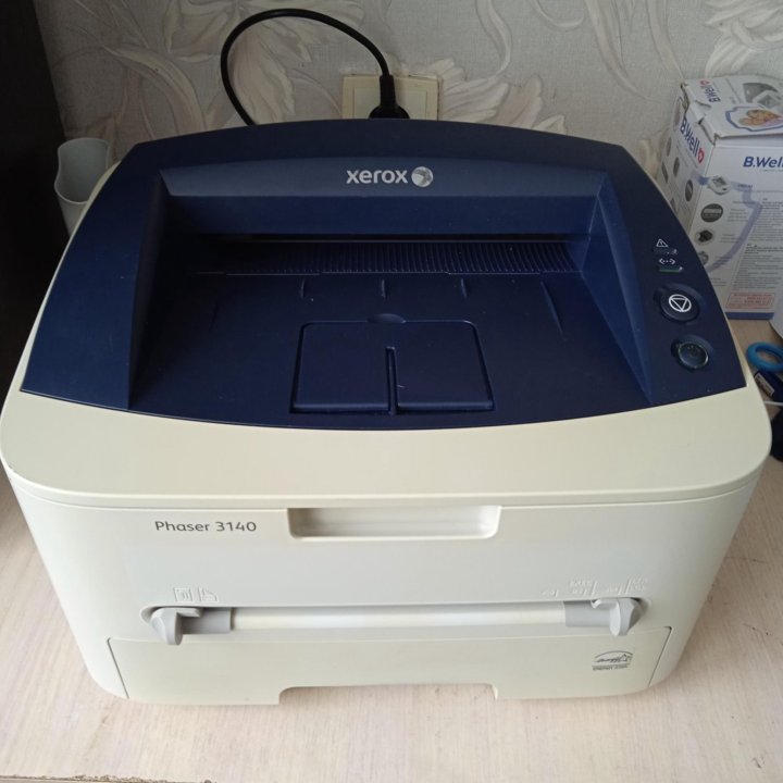 Продам принтер Xerox Phaser 3140