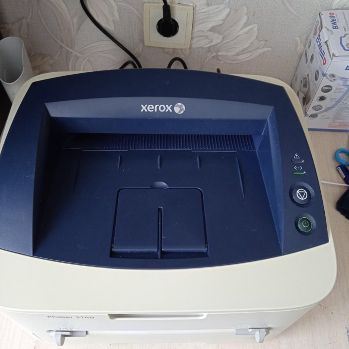 Продам принтер Xerox Phaser 3140