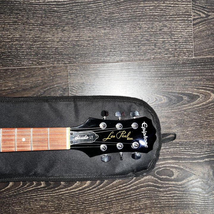 Электрогитара Epiphone les Paul studio LT