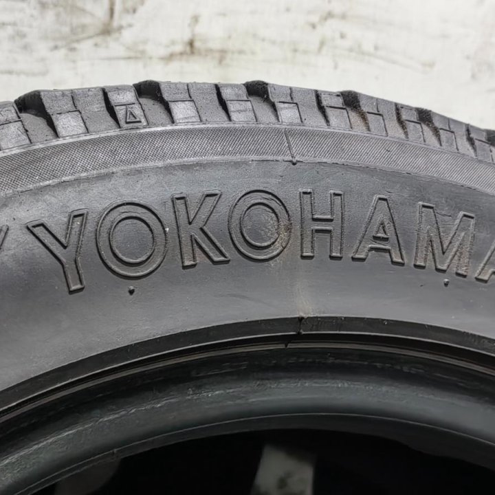 205/55R16 91Q Yokohama Ice Guard Stud F700S одна