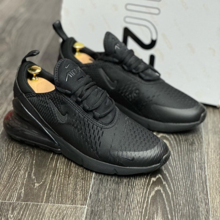 Кроссовки Nike Air Max 270