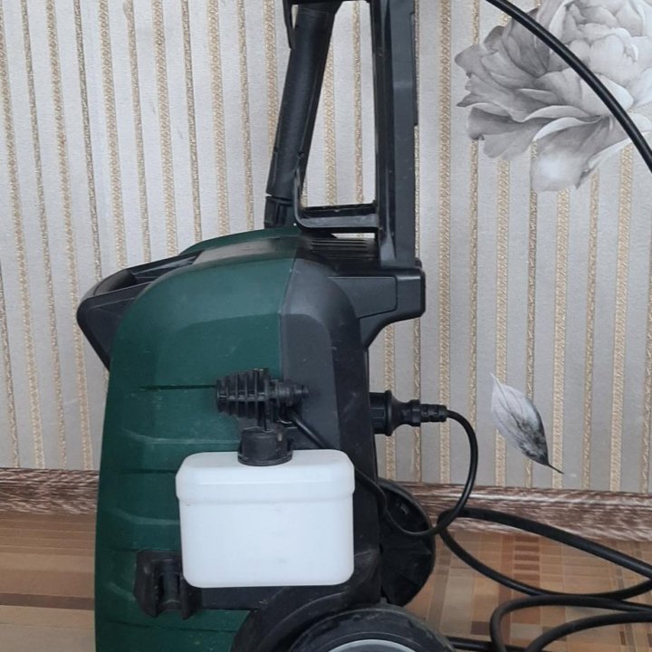 BOSCH UniversalAquatak 125