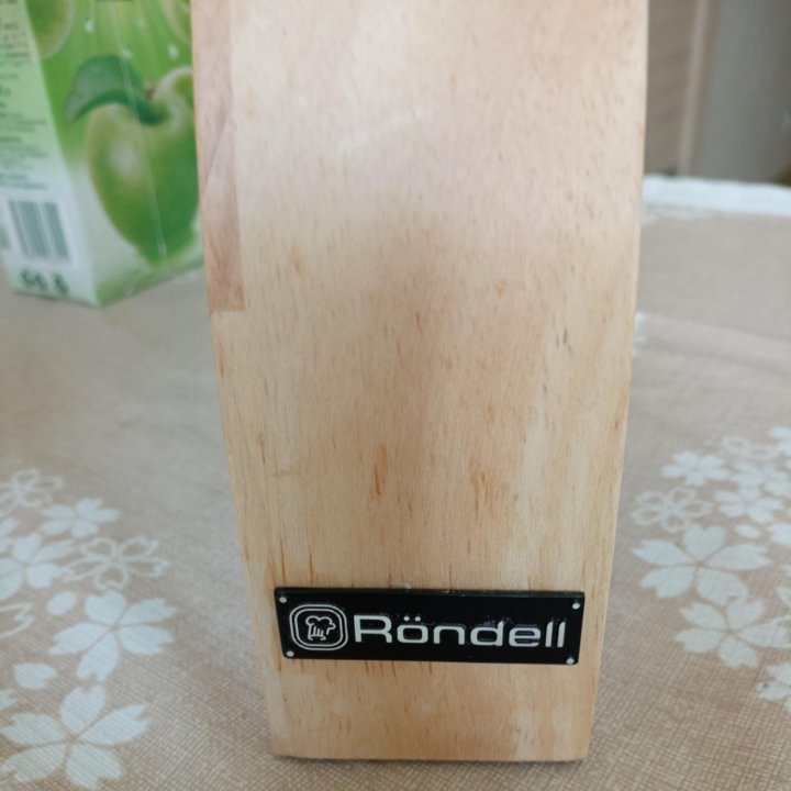 Подставка для ножей RONDELL