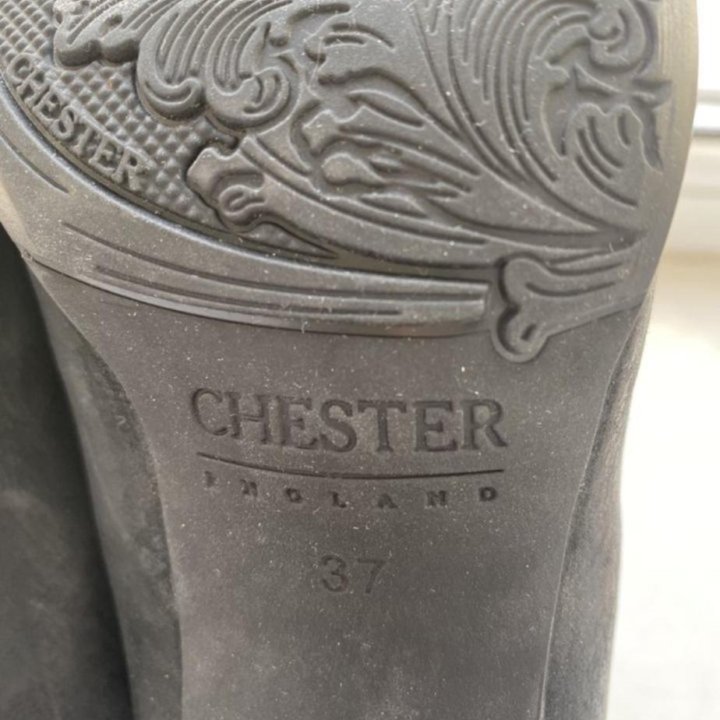 Новые Туфли женские 37 р-р Chester