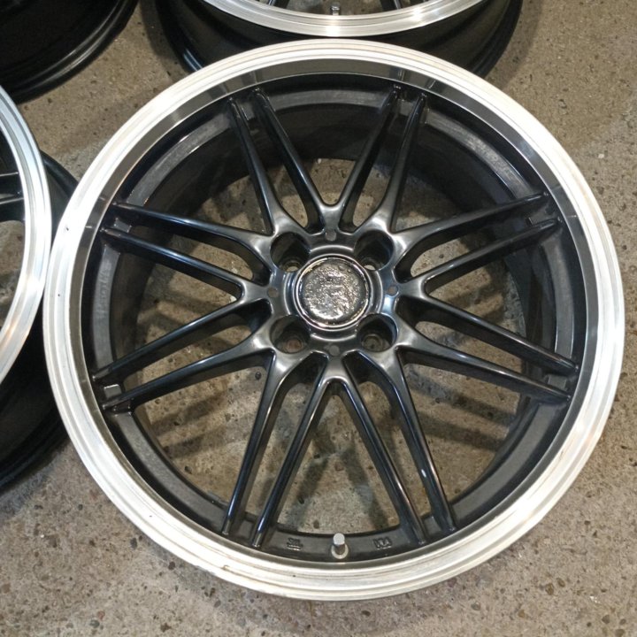 R17 4x100 ET30