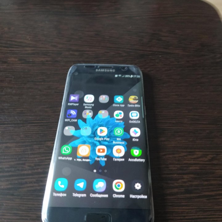 Samsung s7 edge в идеальном состоянии