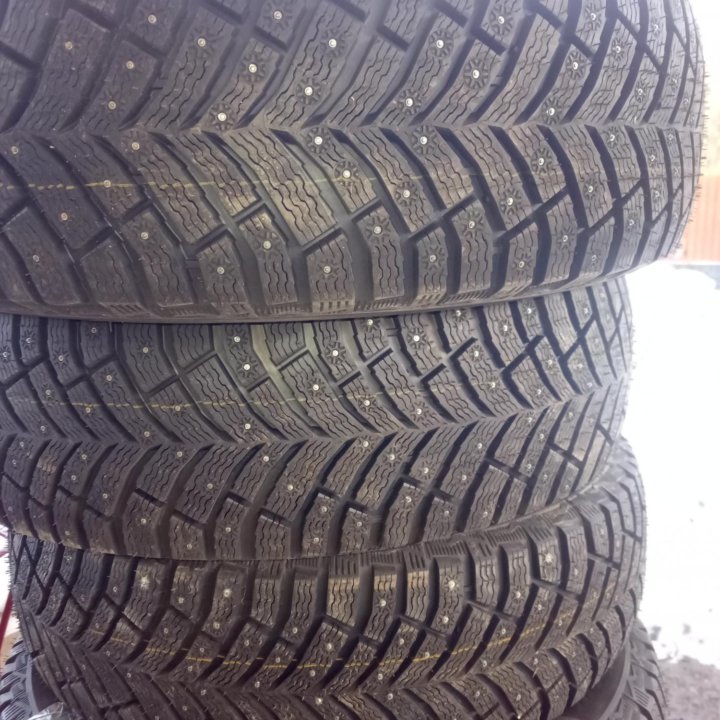 Шина 215/65 R17 MICHELIN X-ICE NORTH 4