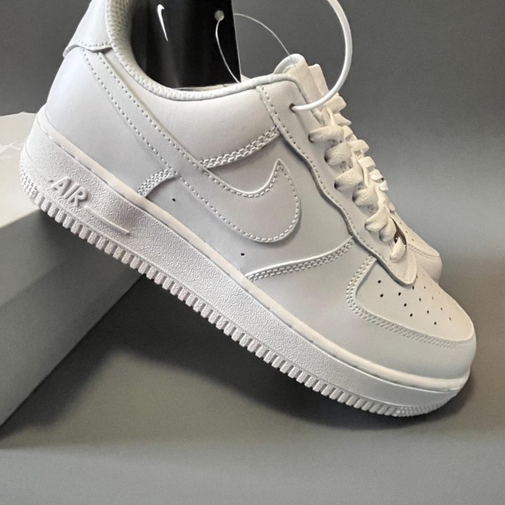 Кроссовки Nike Air Force 1