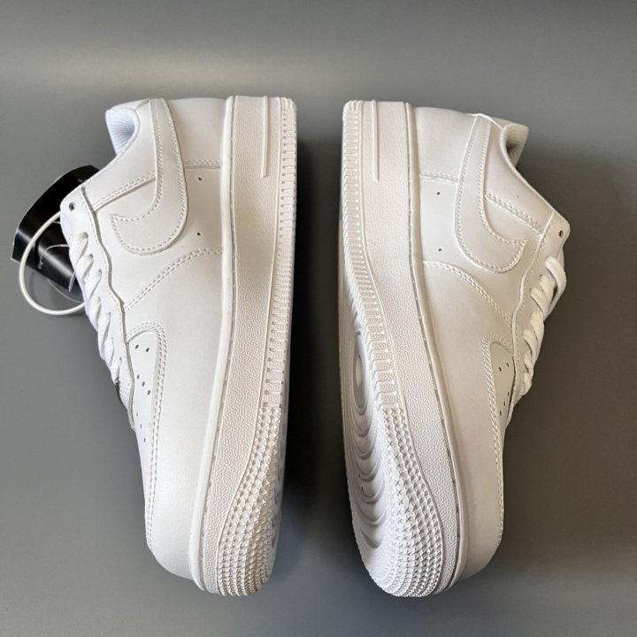 Кроссовки Nike Air Force 1