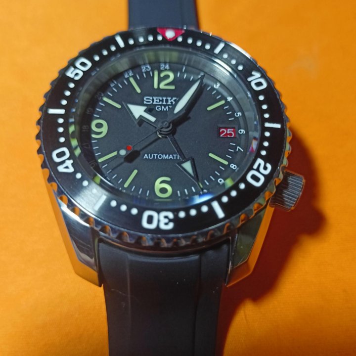 Мужские наручные часы Seiko GMT mod