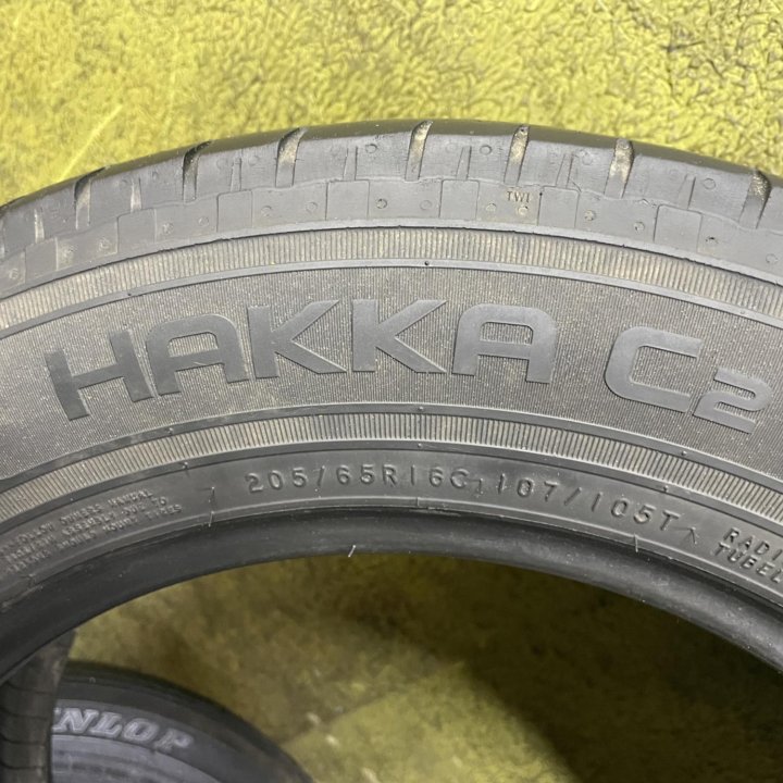 Nokian Hakka C2 205/65 R16C 1шт