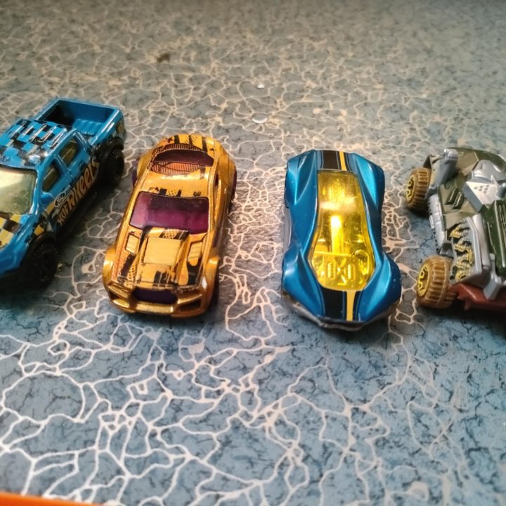 Продам Hot Wheels