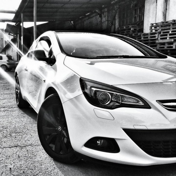 Opel Astra, 2013