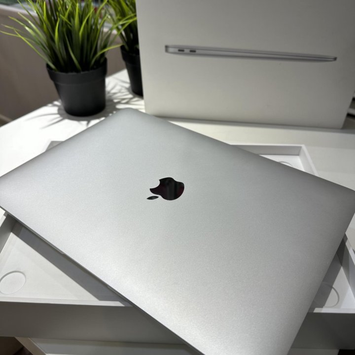 Apple MacBook Air 13 2020, М1