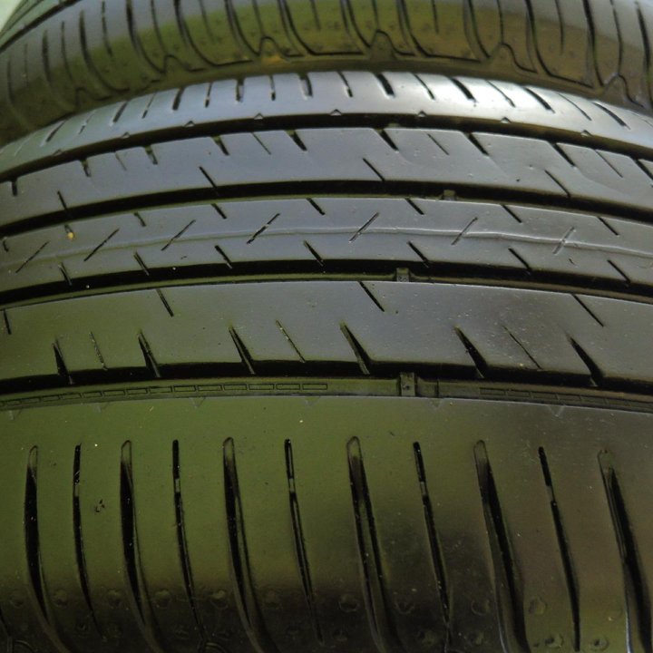 225/55R19 Godyear Efficientgrip Performance 103R