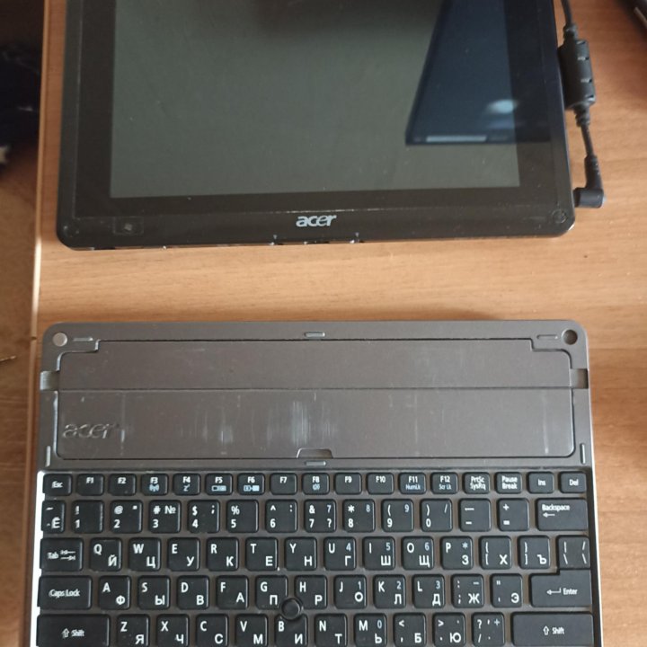 Планшет Acer Tab Iconia W501