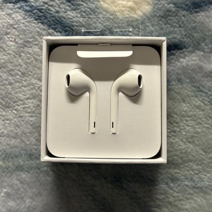 Наушники apple earpods lightning connector