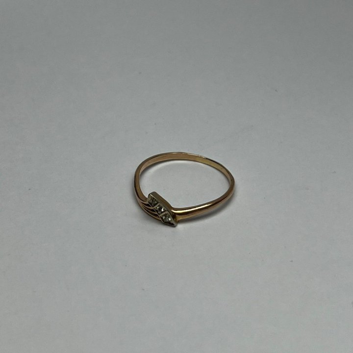 Кольцо Золото 585 масса 2,14(2)г. пф