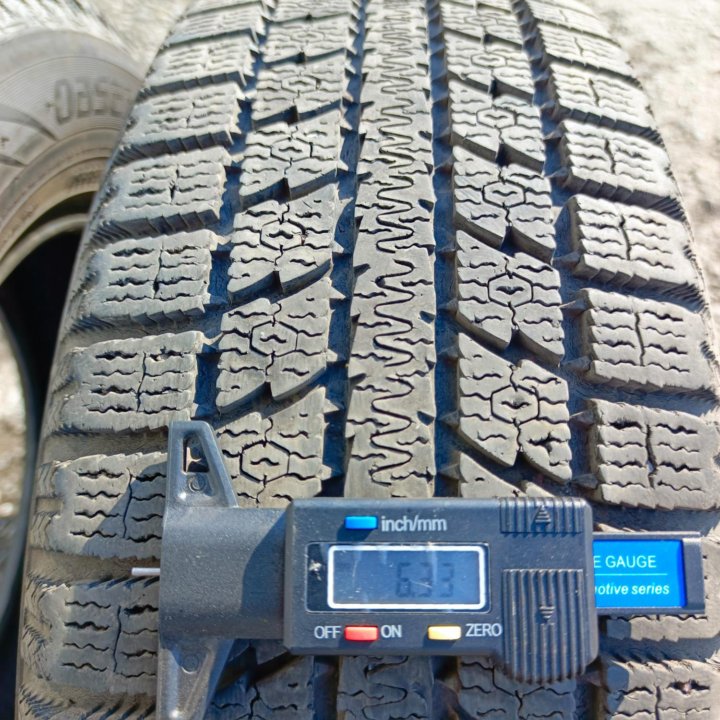 175/70 R13 Toyo Observe GSi-5