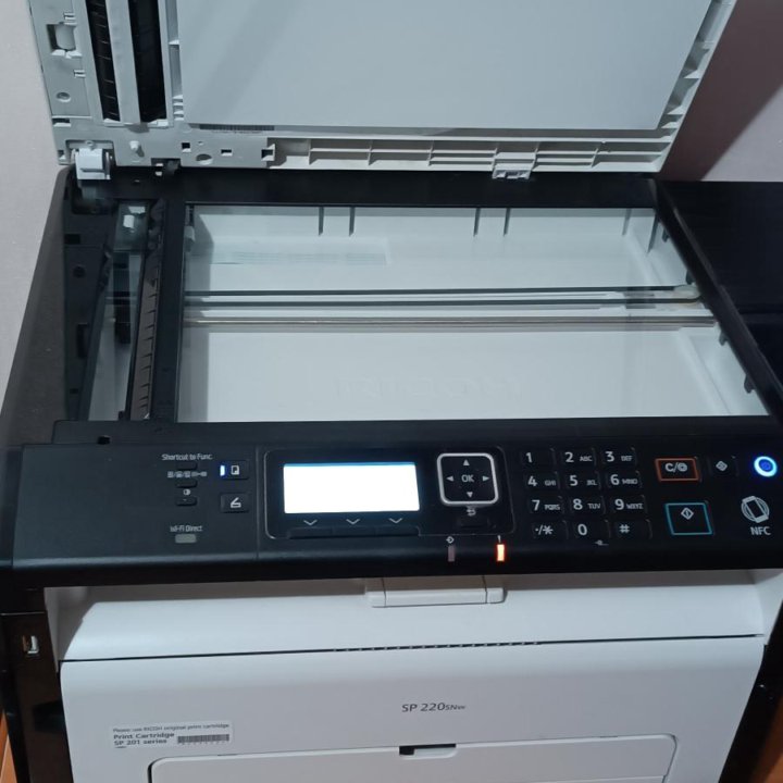 Мфу - принтер Ricoh SP 220SNw ddst