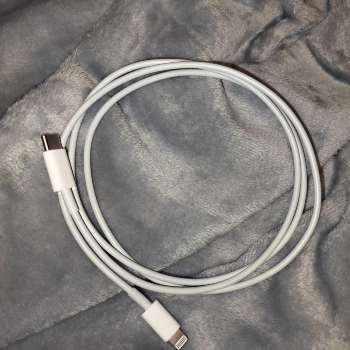 Apple USB-C to lightning cable